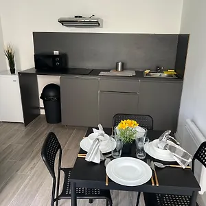 Les Jardins Marseillais 3 - 4 Personnes - Plages Calanques- Stade Vélodrome - Hôpital La Timone Appartement