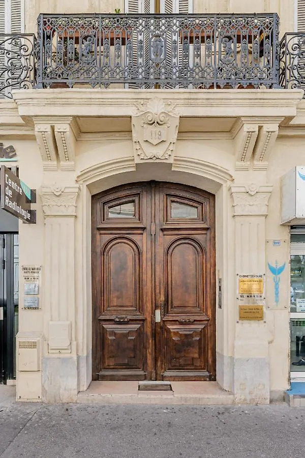 T3 Tout Confort, Moderne, En Centre Ville Marseille 0*,  France
